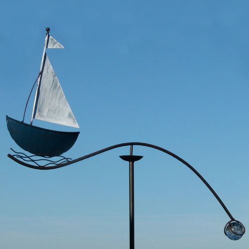 maritimes Windspiel Metall | Gartenpendel | Segelboot | Segelschiff